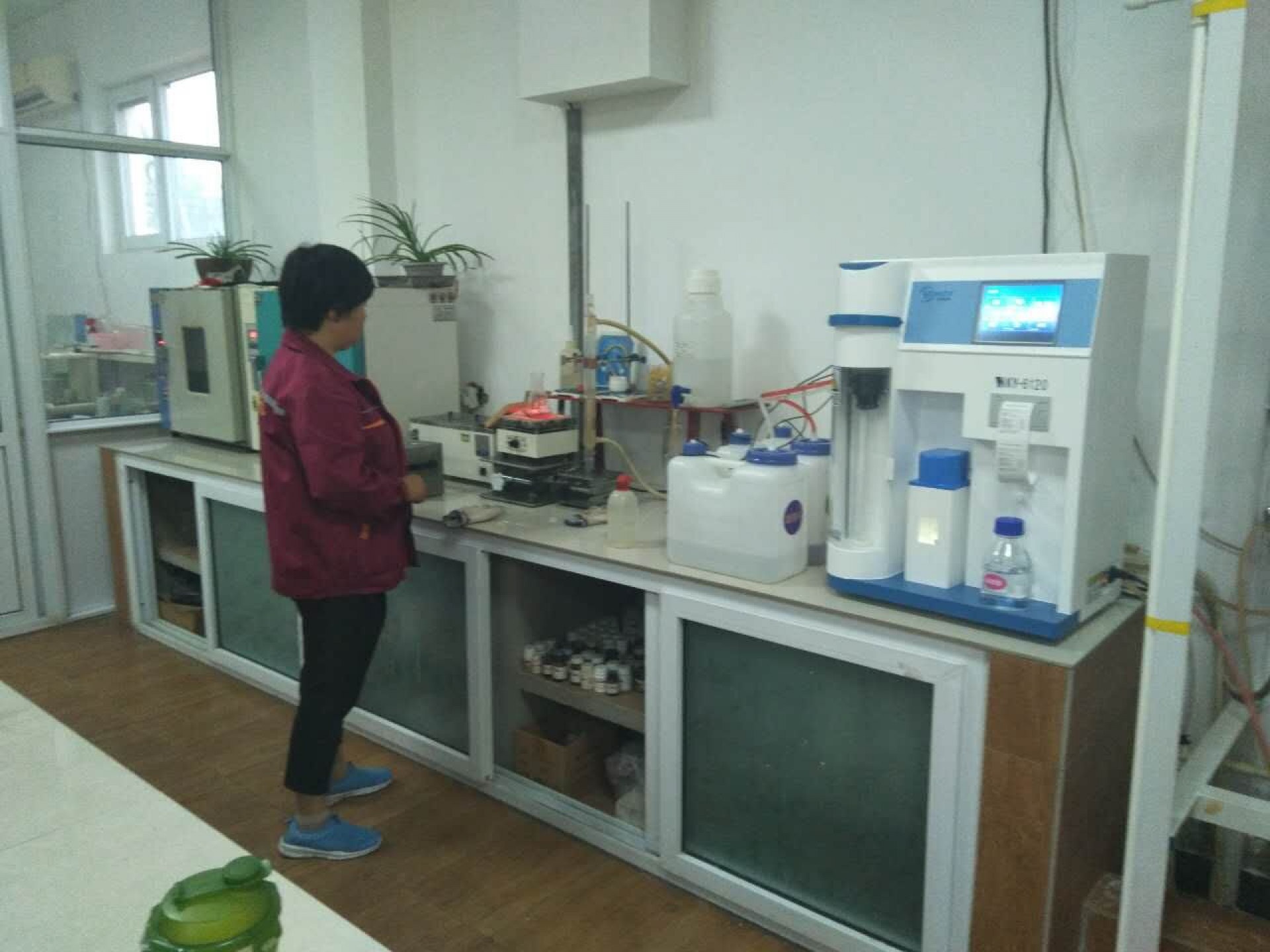 全自動定氮儀使用現(xiàn)場